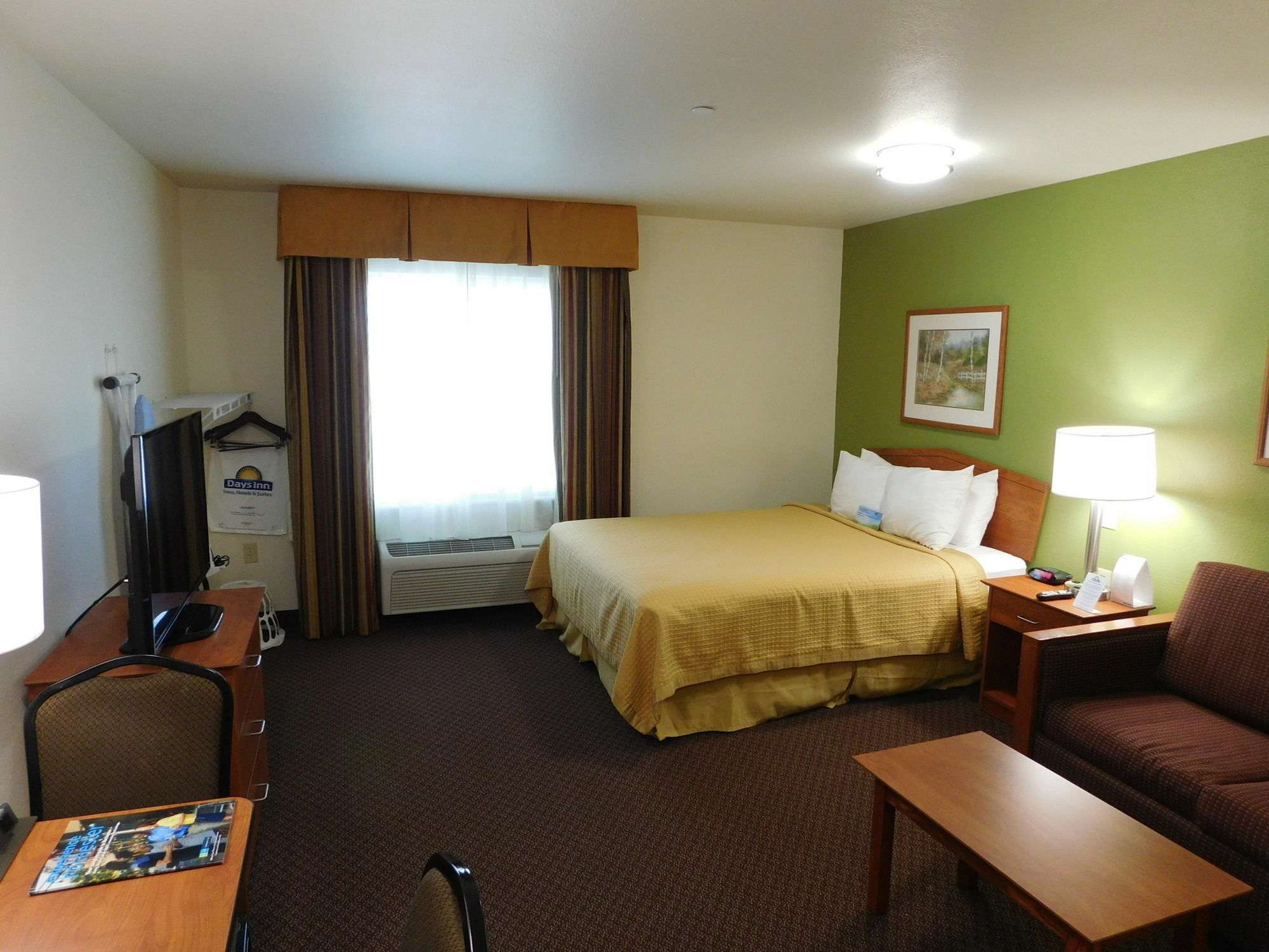 Days Inn & Suites By Wyndham Rochester South Exterior foto